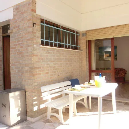 Wonderful With Private Garden - Beahost *